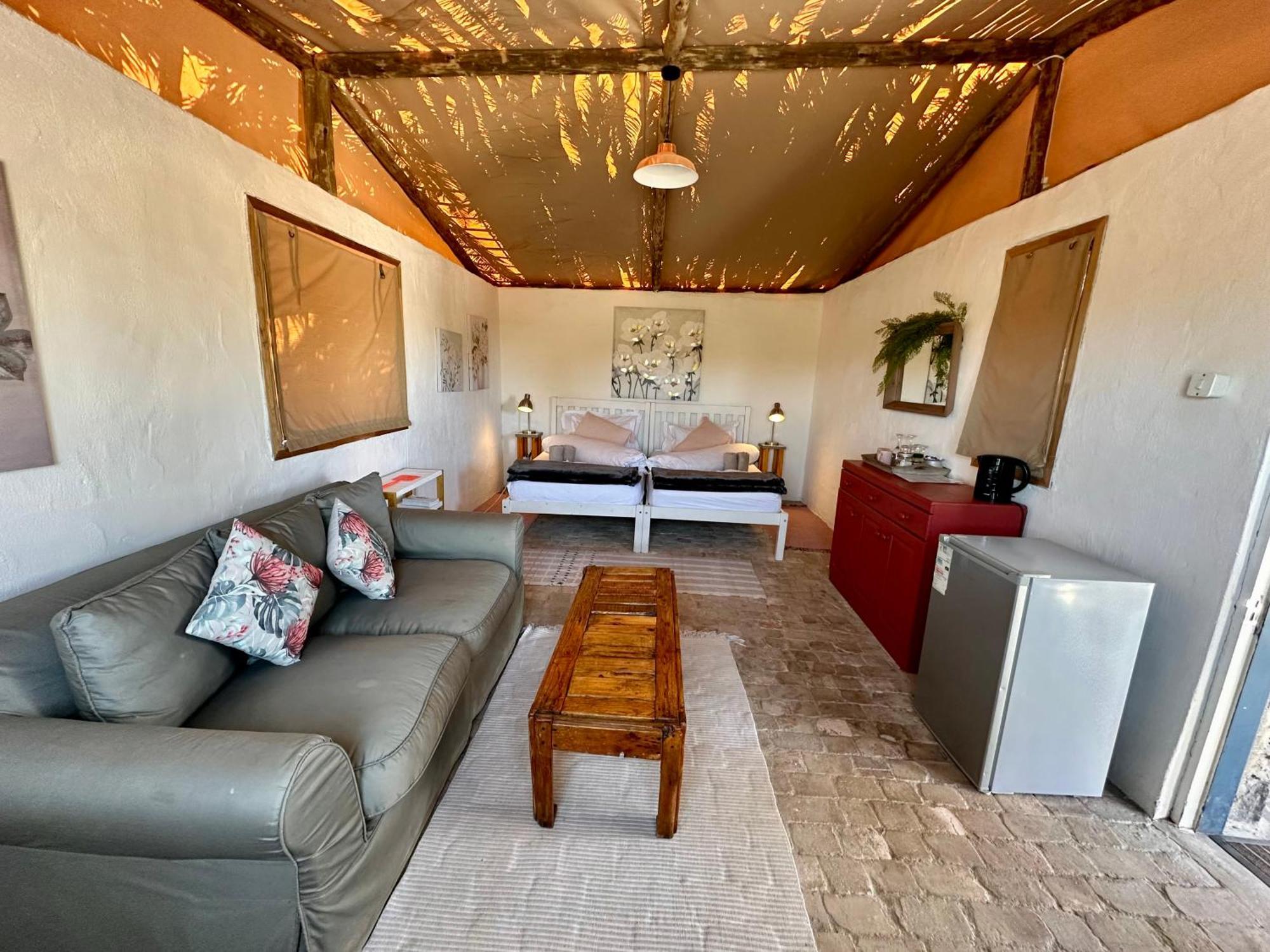 Daureb Isib Campsite&B&B Uis Exterior foto